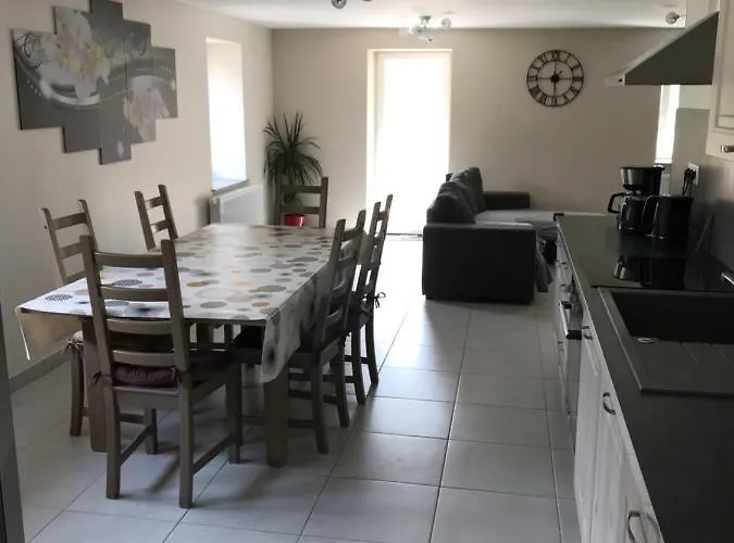 Дом отдыха Le Du Petit Beret *